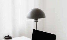 哎，说起这个“天涯楼市神贴作者”，那可是江湖上一等一的人物了！大家都知道，这人乃是天涯论坛上的一个神奇存在，专治各种不服，尤其是对付楼市的各种“大忽悠”。